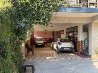 Hotel Saurabh  Apartment in Uttarakhand
