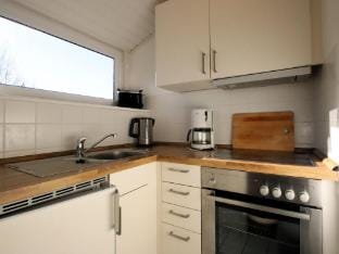 Ferienwohnung im Reetdachhaus, Burhave Apartment in Butjadingen