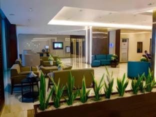Condo with Balcony along Roxas Boulevard Pasay Cit Apartment in Pasay