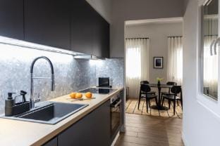 Elliot Petralona, Athens Apartment in Athens