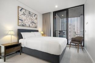 Cosmopolitan 1-Bed - Fremantle Beach Front Apartment in North Fremantle