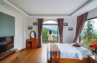 Hillside Moutain - View Villa Sapa Apartment in Laos