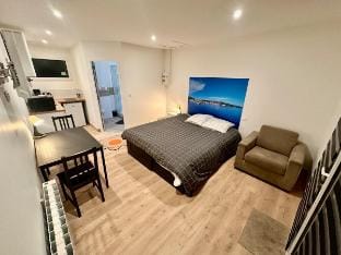 Refuge des Voyageurs - Studio Horizon indépendant rez de jardin Apartment in Landerneau