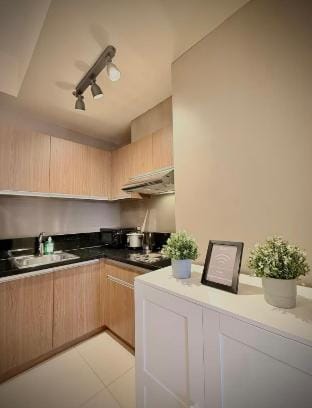 Spacious 40sqm 1BR @ The Radiance Manila Bay Apartment in Pasay