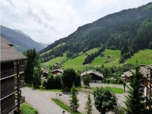 Studio in Nant Robert with Aravis Views Apartment in Le Grand-Bornand