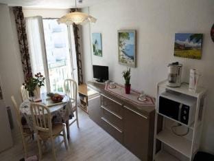 Rooms for 4 People Apartment in Occitanie