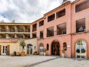 Room House 5 People - Comfort Apartment in Grospierres