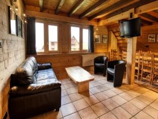 Poya Castle chalets for tweleve people Apartment in Morillon