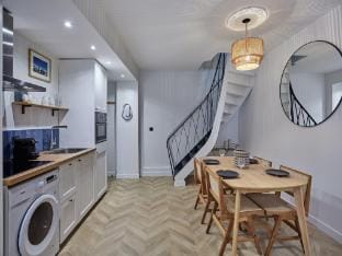 Charming  Modern Duplex Apartment Center of Paris Apartment in Paris