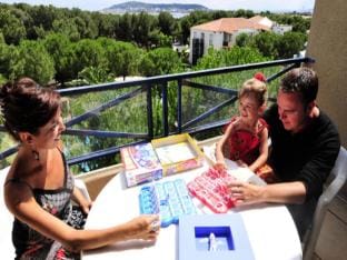 Studio Cabin 45 People Apartment in Balaruc-les-Bains