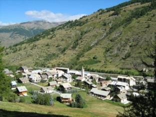 Lienz Residence for five people Apartment in Occitanie