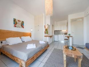 Stylish 1-Bed Apartment by the Sea Apartment in Crete Region