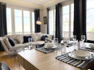 The Catene-Balcony-Catene View Apartment in Le Havre