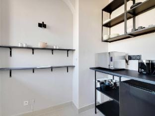Elegant studio with balcony - 2P - TrocaderoPassy Apartment in Paris