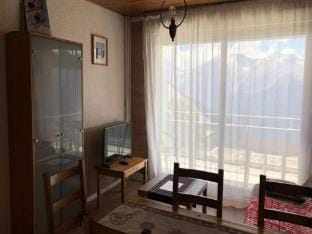 Majestic II Residence Apartment in Huez