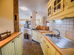 Hidden Authentic Haven Apartments - One Bedroom Apartment with Terrace Apartment in Slovenia