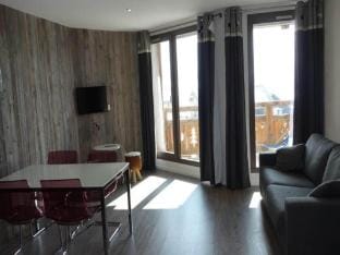 Studio for 6 People Apartment in Huez