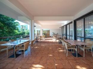 Hotel Issa - Twin Room Sea View Apartment in Vis