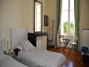 Houses  Villas for 16 People Apartment in Nouvelle-Aquitaine