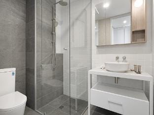 Bright 1-Bedroom Escape with Private BBQ Apartment in Perth
