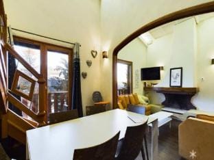 Apartment in France with Ski Lift Access Apartment in Montvalezan