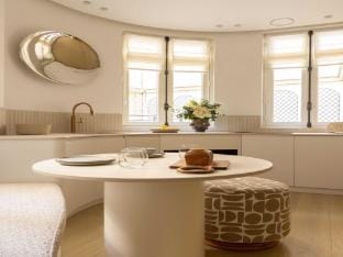Luxurious suite - AC- 2P- MadeleineSaint Honore Apartment in Paris