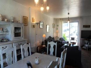 Houses  Villas for 10 People Apartment in Ploemeur
