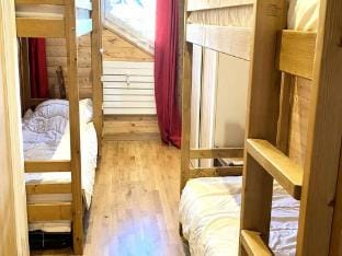 Apartment in French Alps near Ski Lifts Apartment in Les Deux Alpes