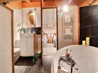 Chalet in Morzine near Ardent Cable Car Apartment in Montriond
