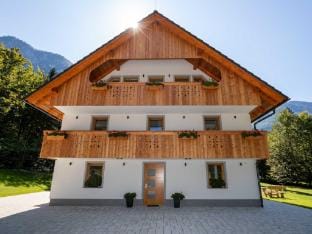 The Woodland Nook Apartments Bohinj - Comfort Two Bedroom Apartment with Balcony Apartment in Slovenia