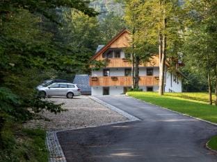 The Woodland Nook Apartments Bohinj - Comfort Two Bedroom Apartment with Balcony Apartment in Slovenia