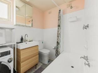 Cosy Sydenham 1-Bed by Inner-Wests Attractions Apartment in Marrickville