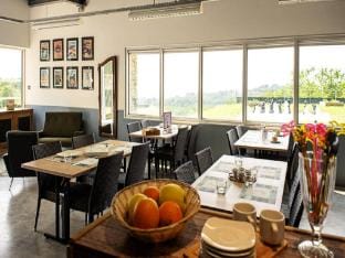 Roches et Vallyes Gmte 4 Rooms 68 People Apartment in Nouvelle-Aquitaine