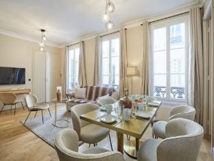Sublim new flat center of Paris Opera Madeleine Apartment in Paris