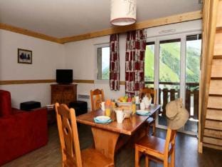 Rooms 78 People Apartment in Saint-Sorlin-d'Arves