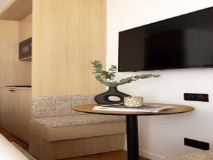 Luxurious studio -PantheonJardin de Luxembourg Apartment in Paris