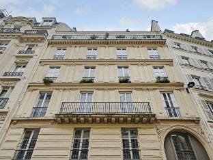Charming apartment - 2BR6P - Gare Saint-Lazare Apartment in Paris