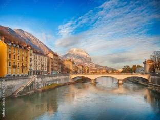 Marx Residence T2 for 4 people Wifi Apartment in Grenoble