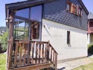 Chalets for 8 People Apartment in Occitanie