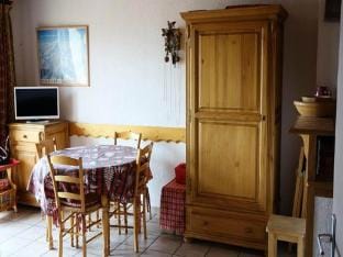Residence Paradis for 5 people Apartment in Huez