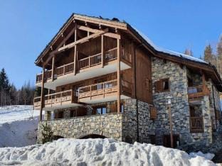 Residence Les Cimes Blanches Apartment in Montvalezan