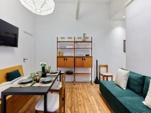 Charming  Modern apartment  center of Paris Apartment in Paris