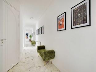 Chic flat with garden terrace -4BR12P - Trocadero Apartment in Paris