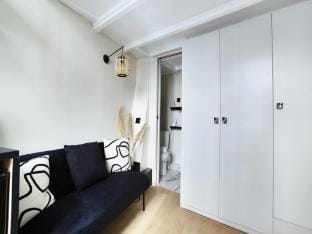 Studio Center of Paris Grands Boulevards Apartment in Paris
