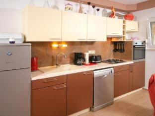 Apartment Libe with Sea View Trogir - Two Bedroom Apartment with Balcony Apartment in Split-Dalmatia County