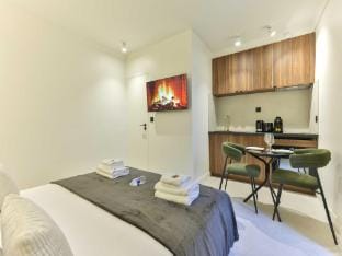Cozy apartment - 1BR2P - Grenelle Eiffel Tour Apartment in Paris