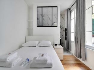 Charming apartment -1BR-4P- Gare Montparnasse Apartment in Paris