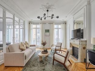 Elegant Apartment in the Heart of Paris Apartment in Paris