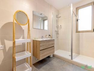 Charming Apt with Balcony- 6P- Proche DisneyParis Apartment in Île-de-France