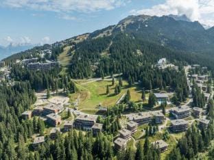 Ground floor apapartment in Chamrousse Apartment in Provence